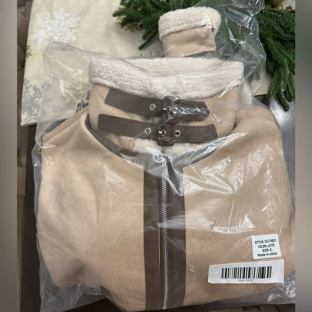 VICI No Chill High Neck Suede Belted Jacket - Latte / S - Picture 6 of 6